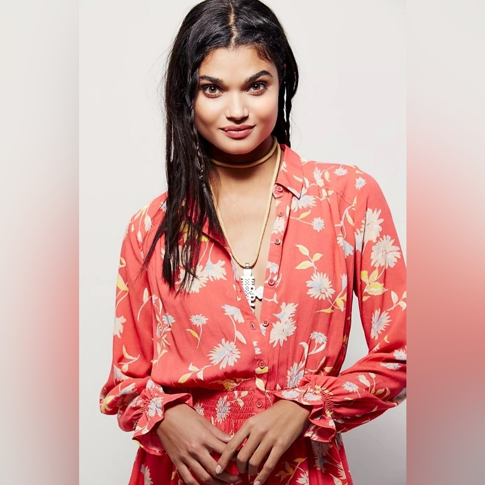 Free People Ruthie Floral Print Long Sleeve Mini Shirtdress in Coral - Picture 3 of 9